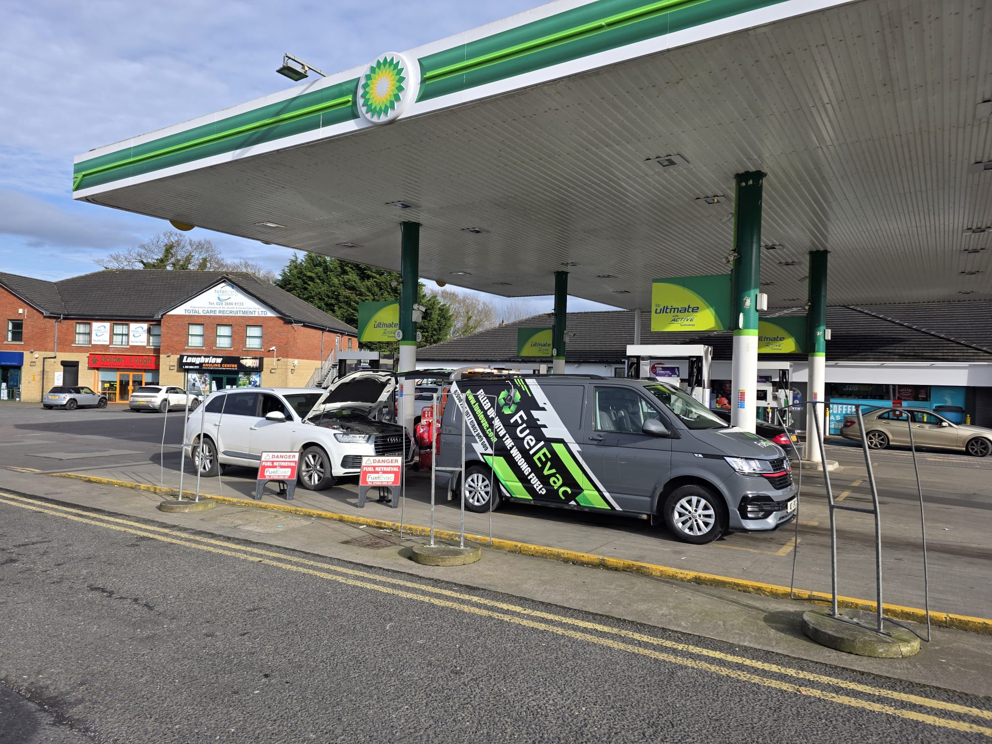 FuelEvac service vehicle and equipment